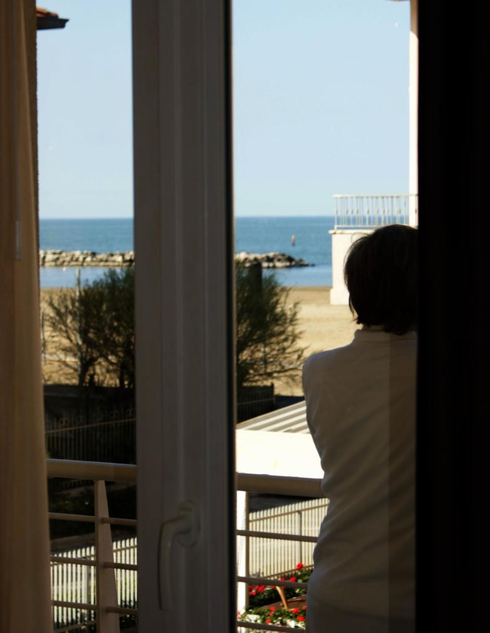 Residence Belmare Rimini Exterior photo